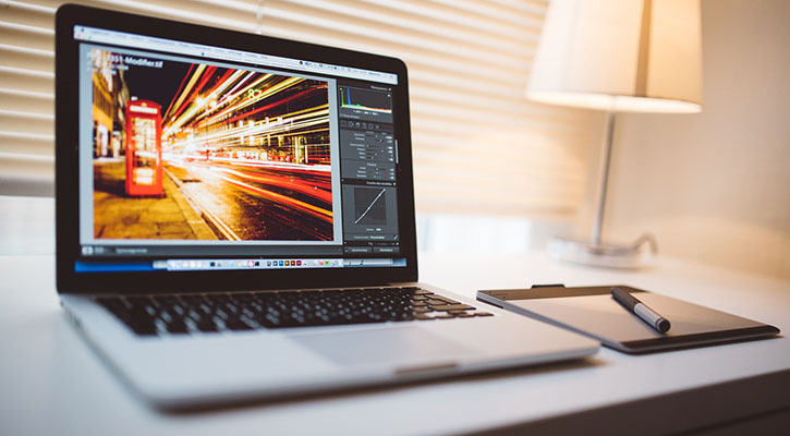 A Business Owner's Guide to Five Reasons Blogging is Vital image does blogging matter for small businesses