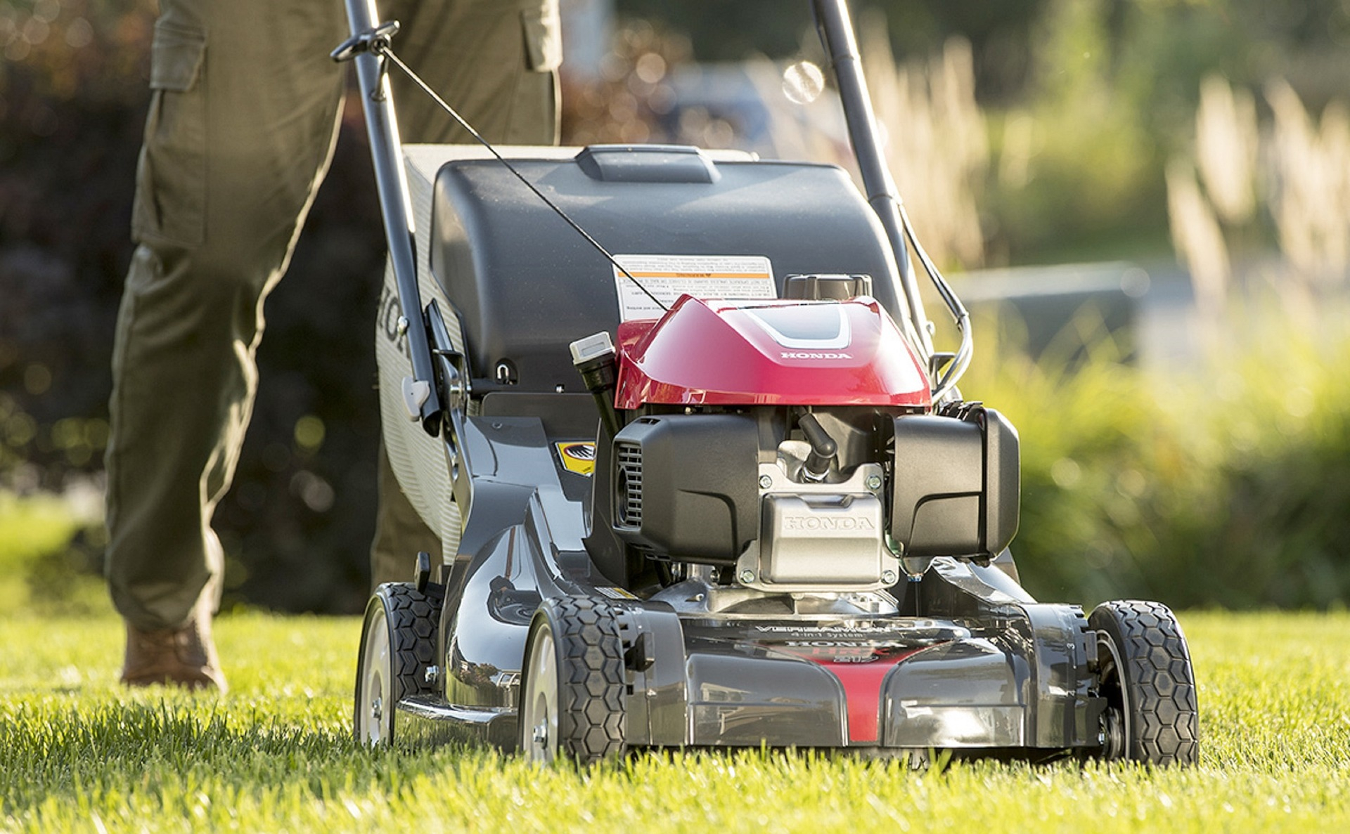 The Ultimate Guide to Creating Irresistible Lawn Care Packages