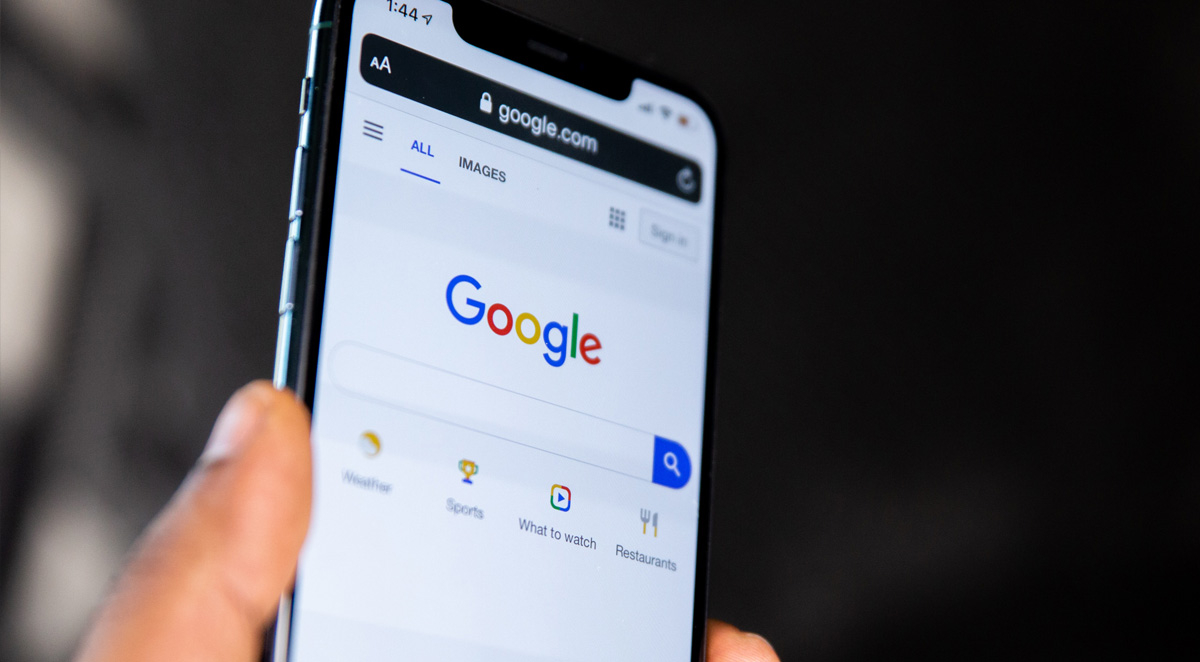 Top 11 ways to optimize and improve your local SEO